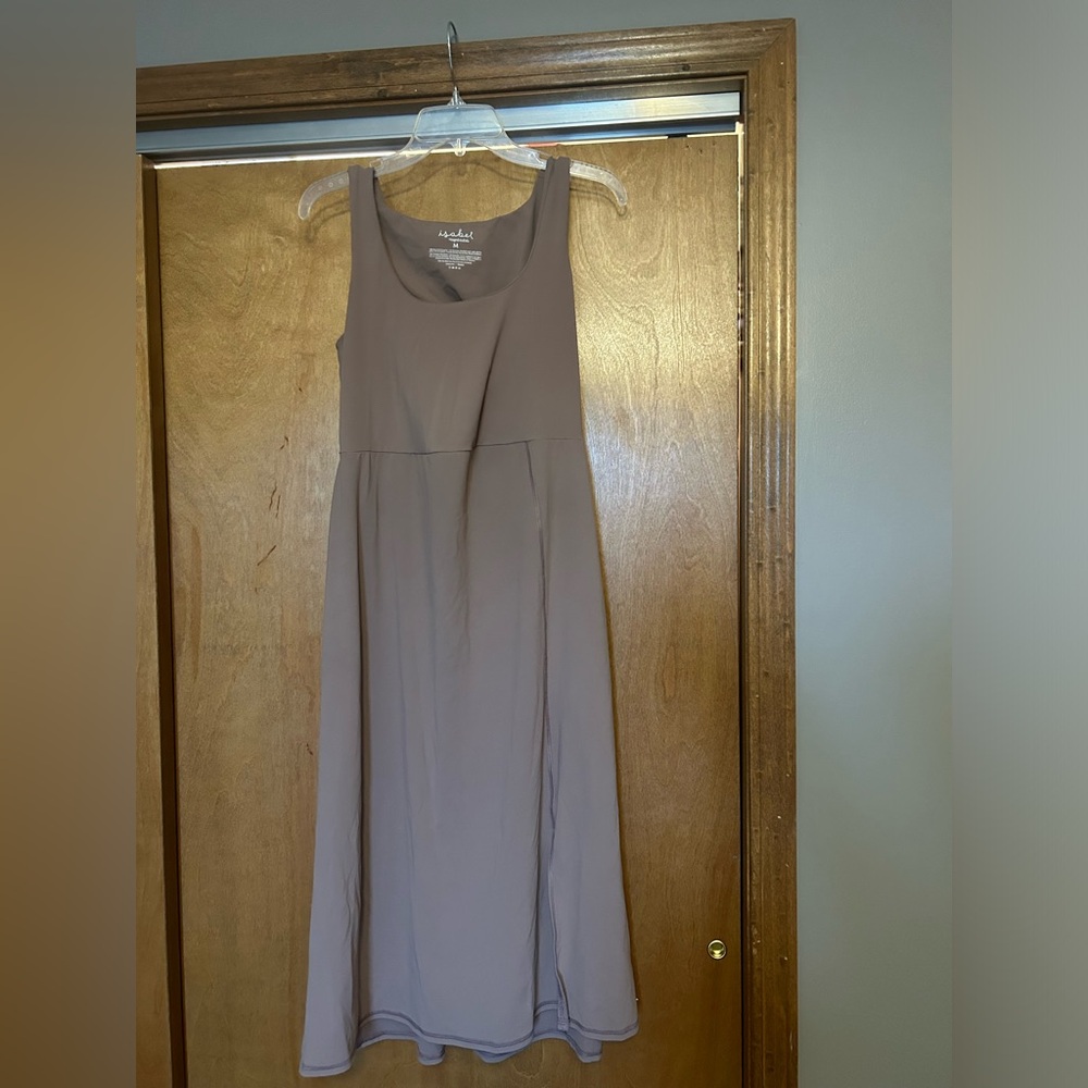 Ingrid & Isabel Sleeveless Maternity Midi Dress in Taupe